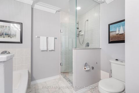 Photo 7 at 903 - 1135 Royal York Road, Humber Valley, Toronto