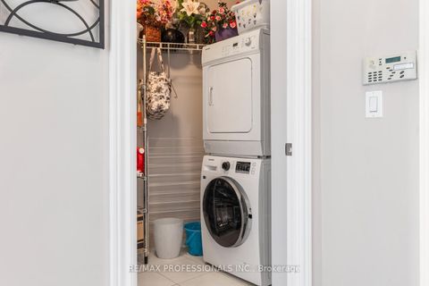 Photo 11 at 903 - 1135 Royal York Road, Humber Valley, Toronto