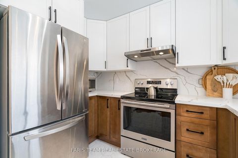 Photo 6 at 43 Dunnett Drive, Ardagh, Barrie