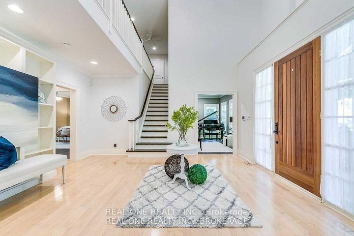 Photo 3 at 249 Poplar Drive, MO Morrison, Oakville