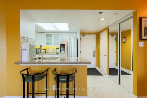 Photo 3 at 218 - 6 Humberline Drive, Clairville, Toronto