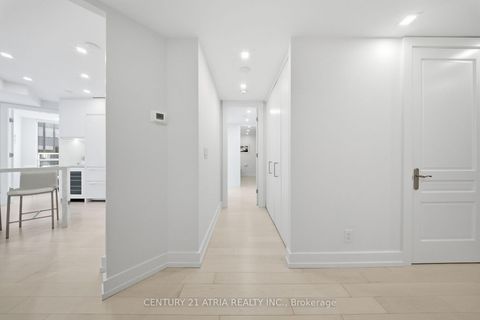 Photo 7 at 603 - 10 Bellair Street, Annex, Toronto