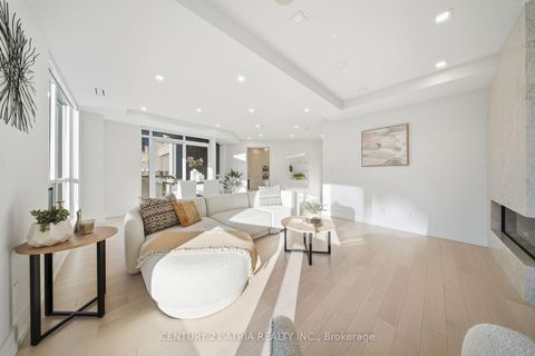 Photo 9 at 603 - 10 Bellair Street, Annex, Toronto