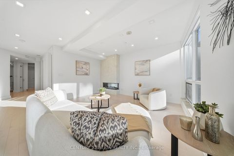 Photo 10 at 603 - 10 Bellair Street, Annex, Toronto