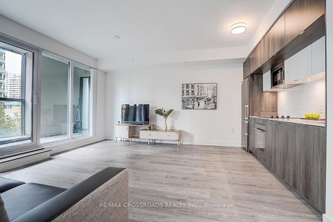 Photo 10 at 219 - 585 Bloor Street E, North St. James Town, Toronto