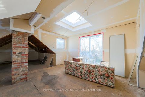 Photo 9 at 63 Highview Avenue, Cliffside, Toronto