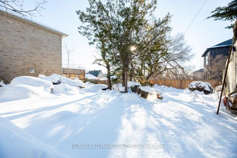 Photo 11 at 63 Highview Avenue, Cliffside, Toronto