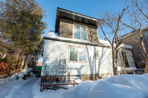 Photo 12 at 63 Highview Avenue, Cliffside, Toronto