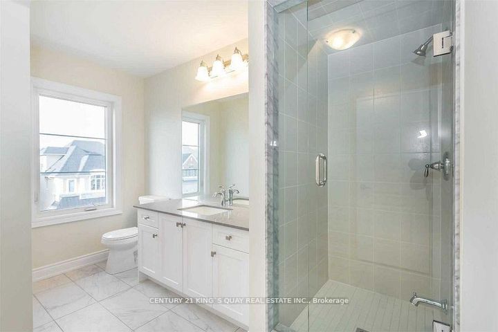 Photo 10 at 102 Giardina Crescent, Bayview Hill, Richmond Hill