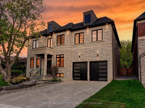 Photo 3 at 69 Snively Street, Oak Ridges Lake Wilcox, Richmond Hill