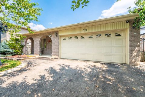 Photo 3 at 574 Antigua Crescent, Northglen, Oshawa