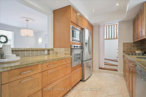 Photo 16 at 65 Chatsworth Drive, Lawrence Park South, Toronto