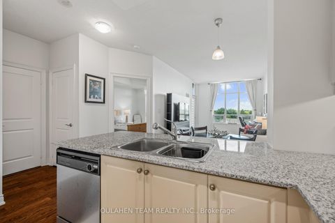 Photo 7 at 717 - 20 Bloorview Place, Don Valley Village, Toronto