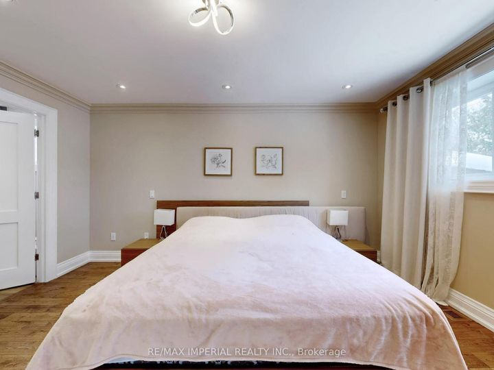 Photo 16 at 35 Waddington Crescent, Don Valley Village, Toronto