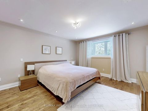 Photo 15 at 35 Waddington Crescent, Don Valley Village, Toronto