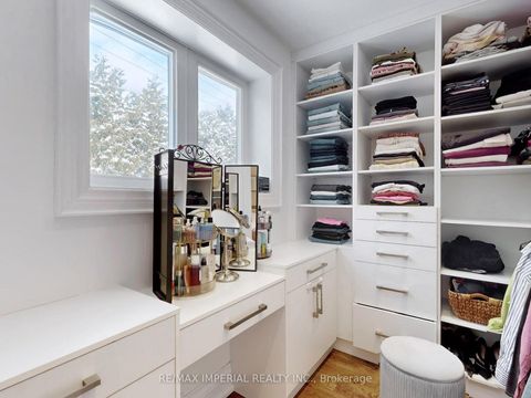 Photo 17 at 35 Waddington Crescent, Don Valley Village, Toronto