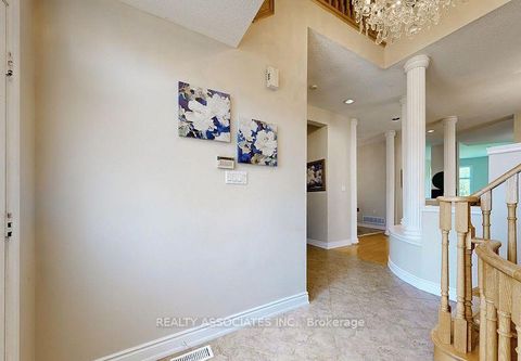 Photo 30 at 2 Lord Nelson Court, Rouge Woods, Richmond Hill