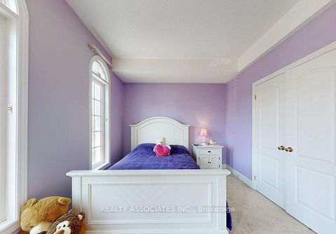 Photo 35 at 2 Lord Nelson Court, Rouge Woods, Richmond Hill