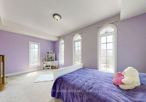 Photo 36 at 2 Lord Nelson Court, Rouge Woods, Richmond Hill