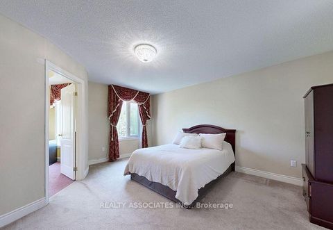 Photo 40 at 2 Lord Nelson Court, Rouge Woods, Richmond Hill