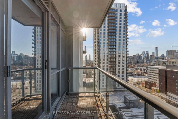 Photo 12 at 1407 - 170 Sumach Street, Regent Park, Toronto