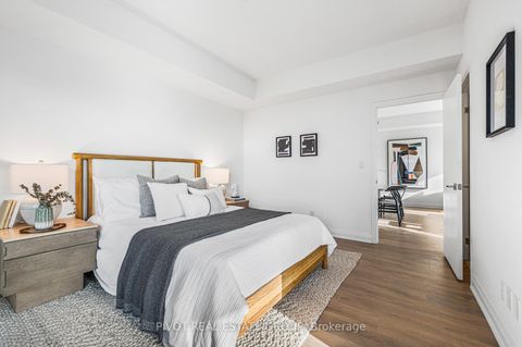 Photo 12 at 1307 - 4015 The Exchange, City Centre, Mississauga