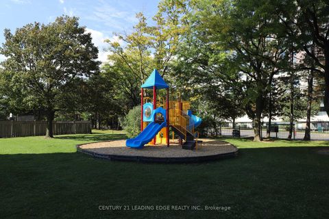 Photo 4 at 1206 - 2550 Pharmacy Avenue, L'Amoreaux, Toronto