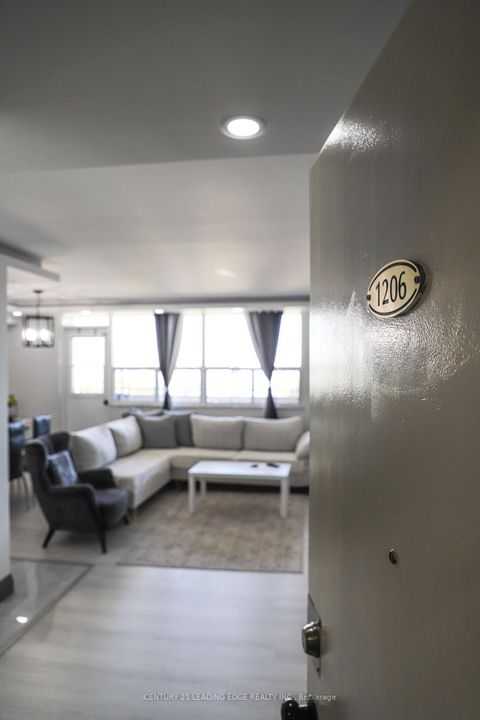 Photo 7 at 1206 - 2550 Pharmacy Avenue, L'Amoreaux, Toronto