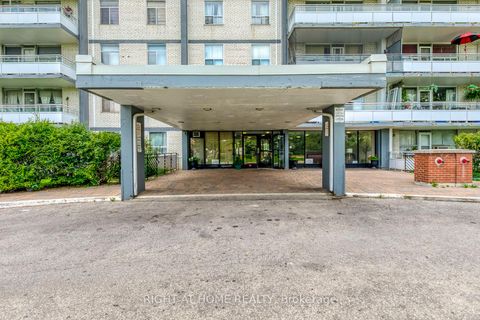 Photo 2 at 103 - 3460 Keele Street, York University Heights, Toronto