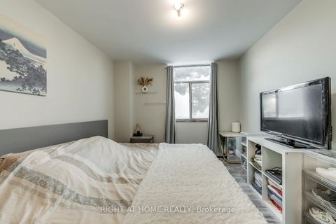 Photo 25 at 103 - 3460 Keele Street, York University Heights, Toronto