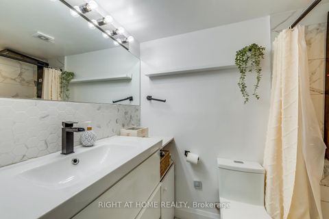 Photo 26 at 103 - 3460 Keele Street, York University Heights, Toronto