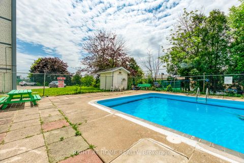 Photo 31 at 103 - 3460 Keele Street, York University Heights, Toronto