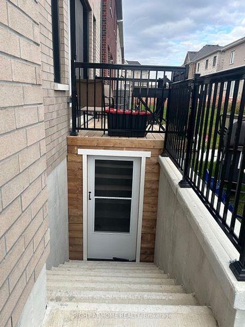 Photo 48 at 9 Backhouse Drive, Rural Richmond Hill, Richmond Hill