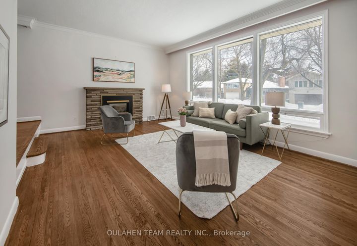 Photo 3 at 55 Foxwarren Drive, Bayview Village, Toronto