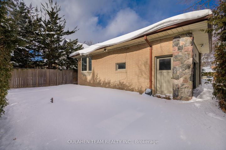 Photo 35 at 55 Foxwarren Drive, Bayview Village, Toronto