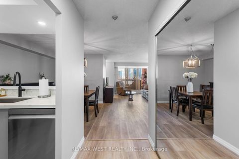 Photo 7 at 502 - 100 Observatory Lane, Observatory, Richmond Hill