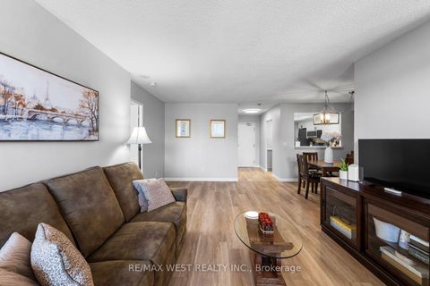 Photo 13 at 502 - 100 Observatory Lane, Observatory, Richmond Hill