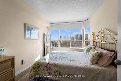 Photo 18 at 502 - 100 Observatory Lane, Observatory, Richmond Hill