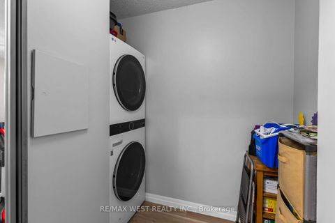 Photo 21 at 502 - 100 Observatory Lane, Observatory, Richmond Hill