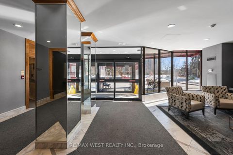 Photo 24 at 502 - 100 Observatory Lane, Observatory, Richmond Hill