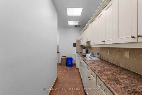 Photo 37 at 502 - 100 Observatory Lane, Observatory, Richmond Hill