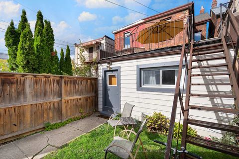 Photo 4 at 1155 Davenport Road, Wychwood, Toronto