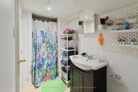 Photo 18 at 1155 Davenport Road, Wychwood, Toronto