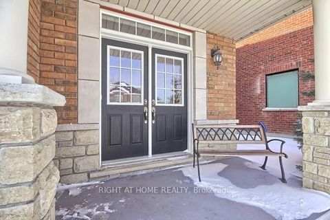 Photo 4 at 154 Peter Rupert Avenue W, Patterson, Vaughan