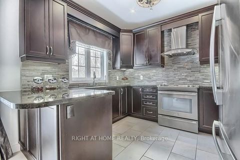 Photo 13 at 154 Peter Rupert Avenue W, Patterson, Vaughan