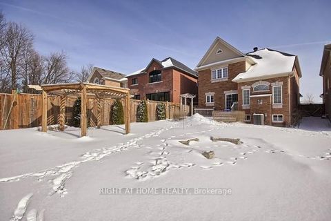 Photo 31 at 154 Peter Rupert Avenue W, Patterson, Vaughan