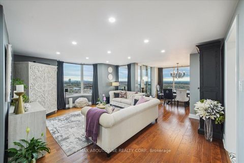 Photo 3 at 2603 - 550 Webb Drive, City Centre, Mississauga