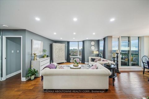 Photo 4 at 2603 - 550 Webb Drive, City Centre, Mississauga