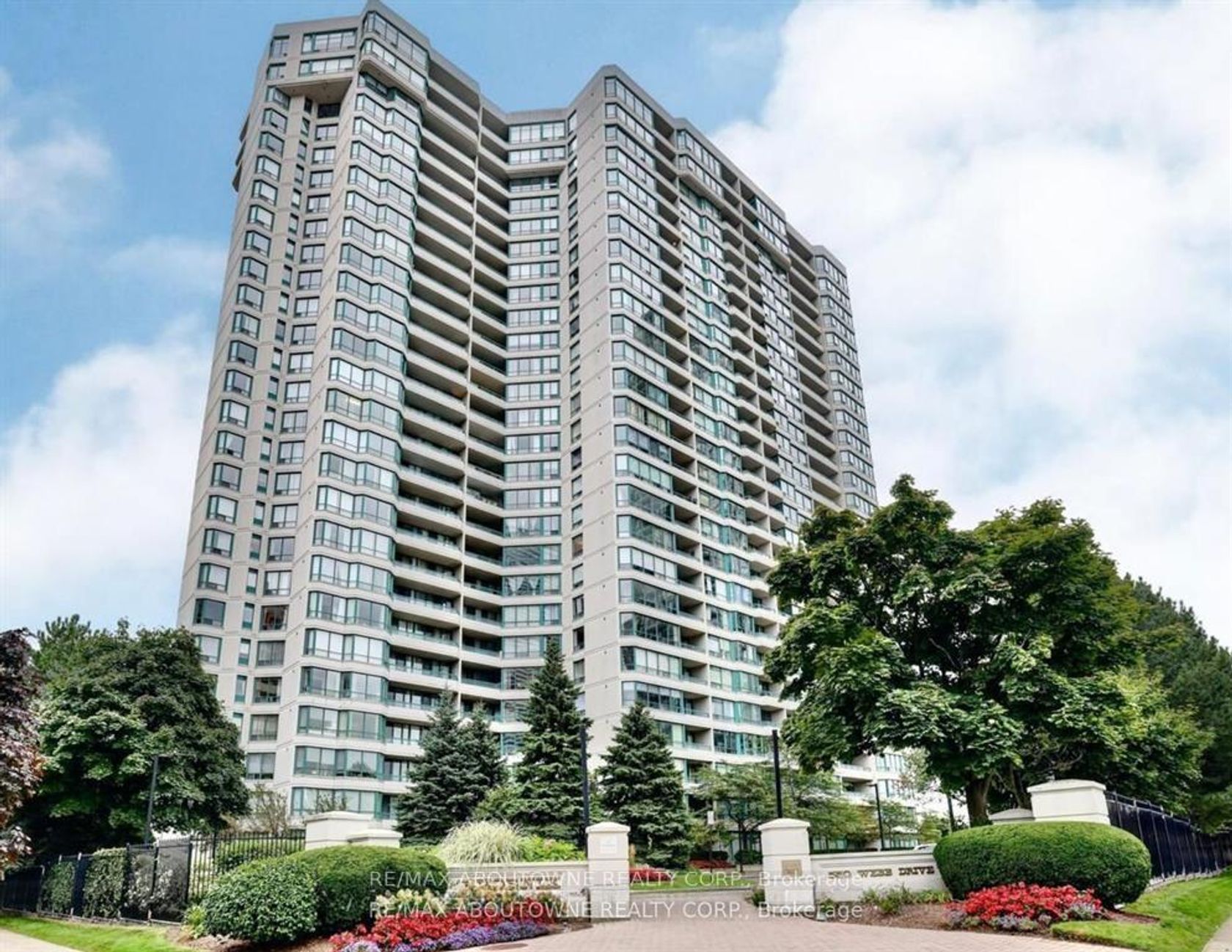 2603 - 550 Webb Drive, City Centre, Mississauga 