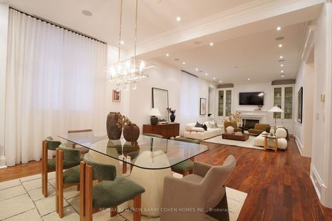 Photo 5 at 1A - 1 St Thomas Street, Bay Street Corridor, Toronto